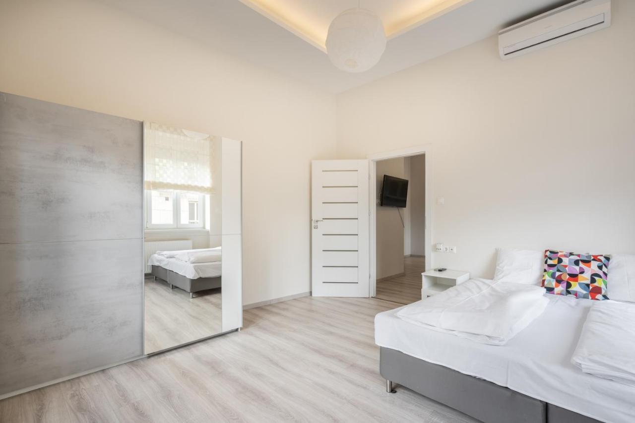 Cascade Corvin Apartment Budapesta Exterior foto