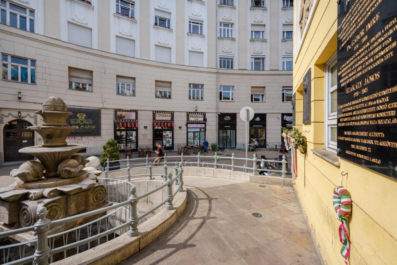Cascade Corvin Apartment Budapesta Exterior foto
