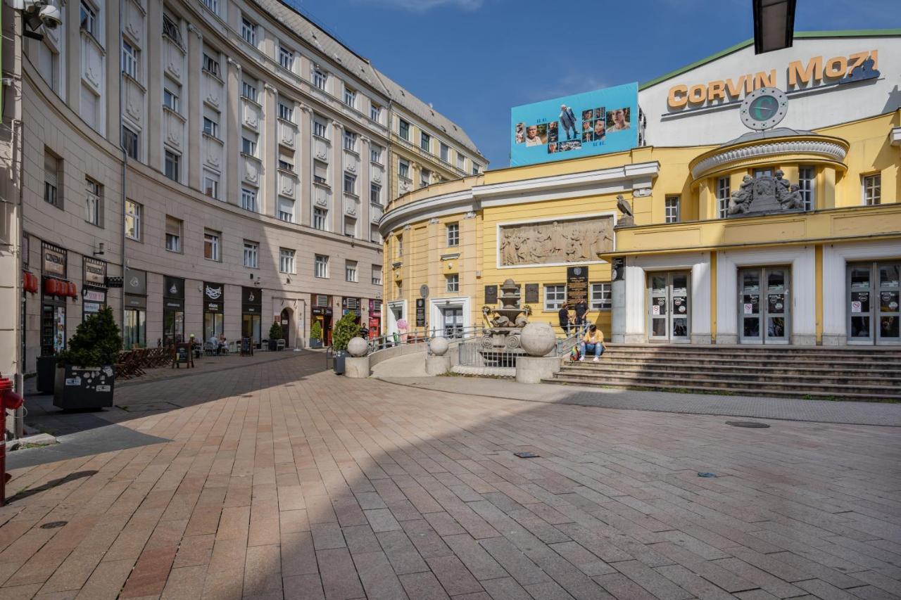 Cascade Corvin Apartment Budapesta Exterior foto